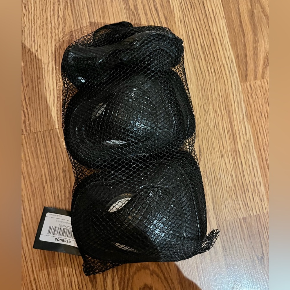 GTSBROS Kids/Youth Knee, Elbow & Wrist Pads-NWT